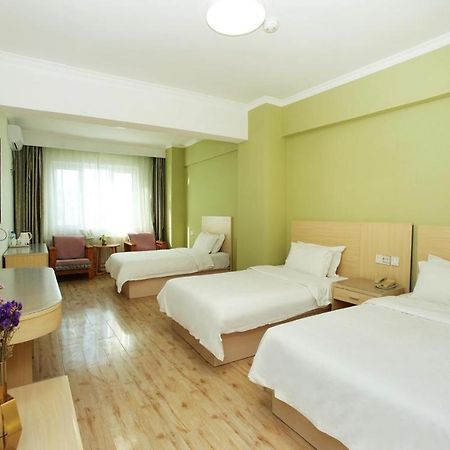Super 8 Hotel Chengde Imperial Summer Resort Exterior foto
